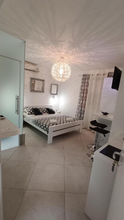 Villa Infinity Pinezići Esterno foto