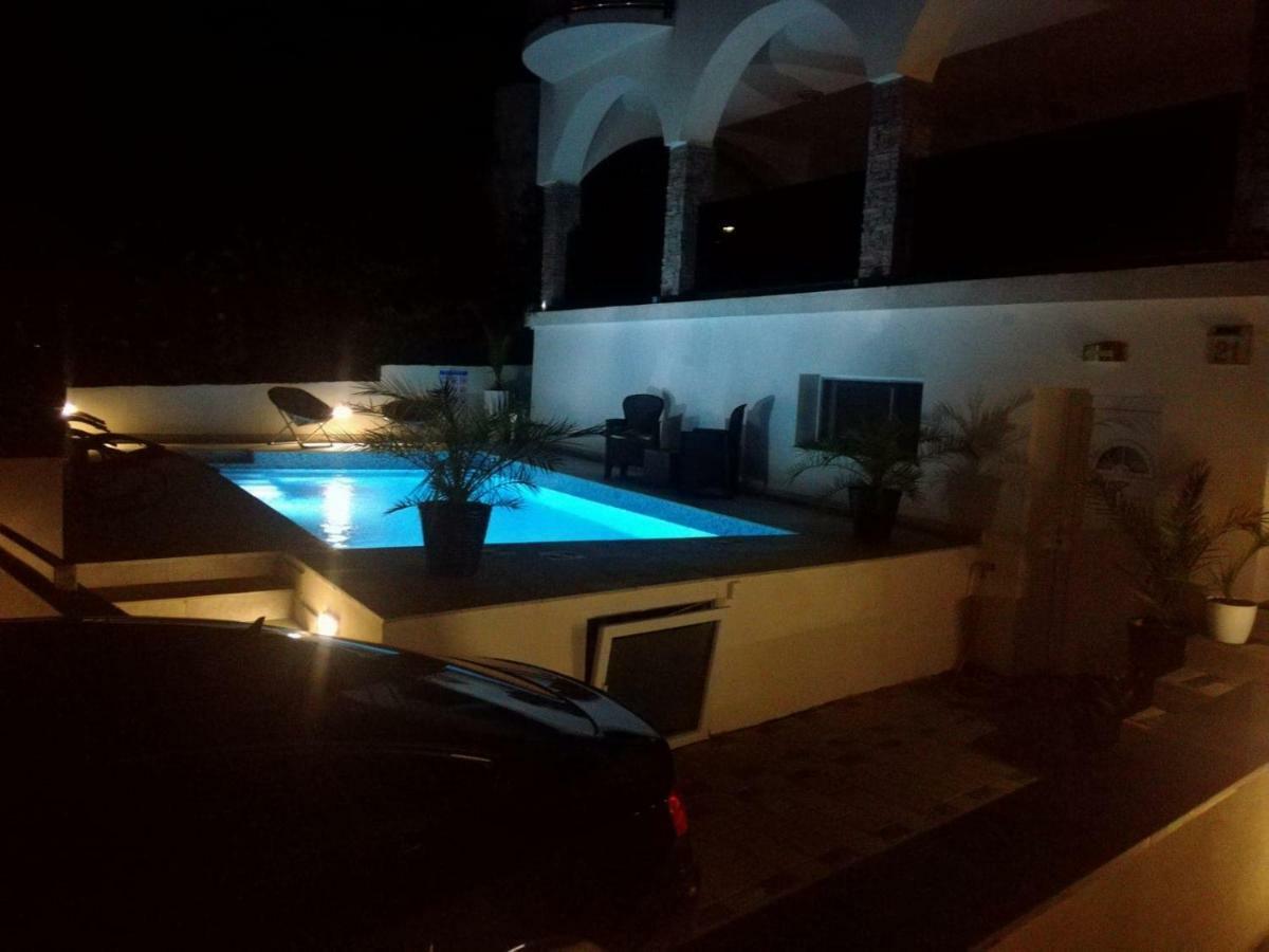 Villa Infinity Pinezići Esterno foto